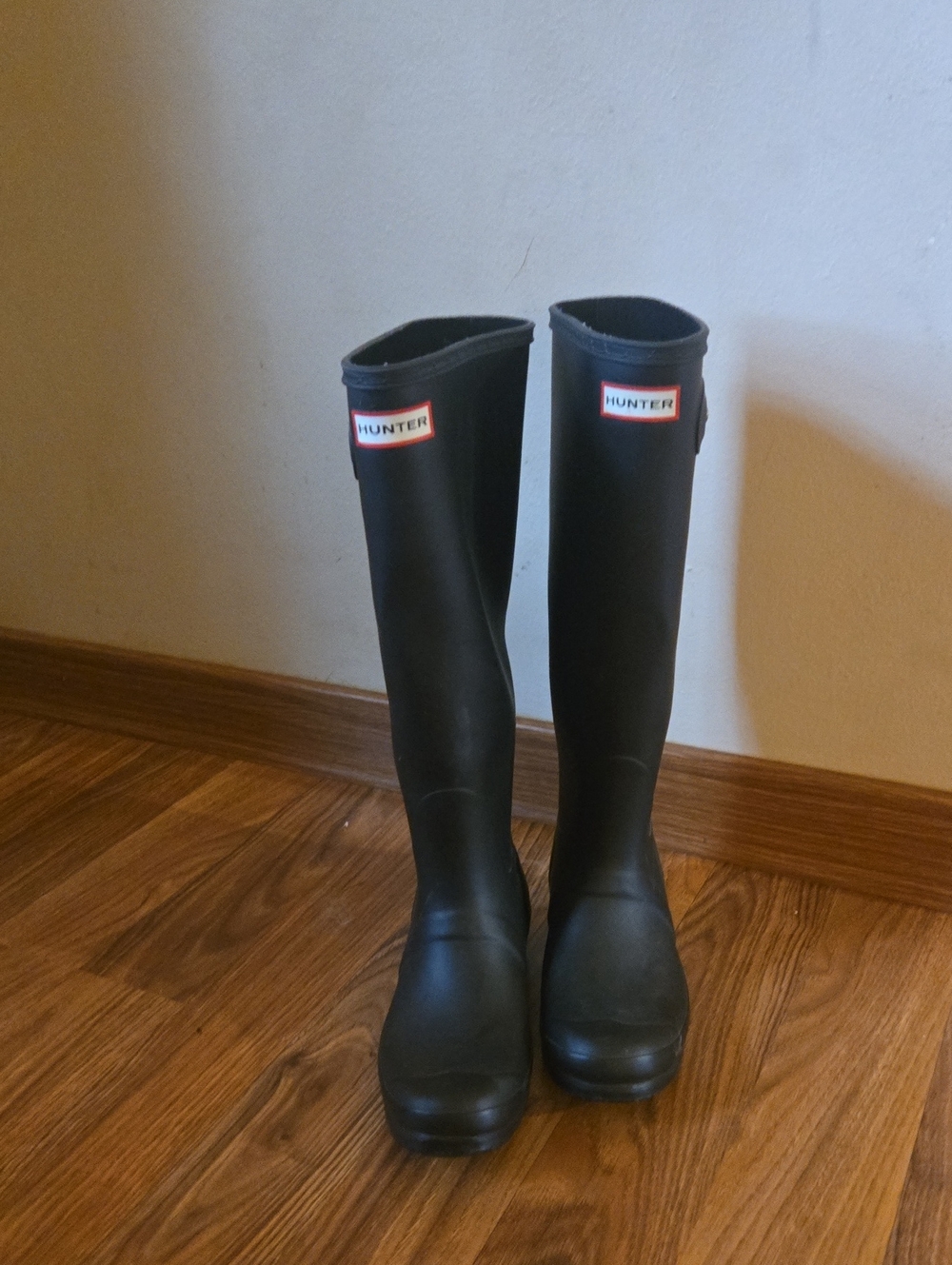 Hunter Tall Women's Black Rubber Rain Boots